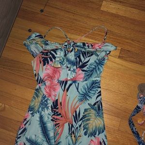 Casual dress only worn once. Great condition